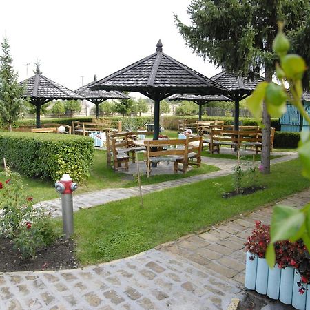 Jelen Salas Palic Exterior photo