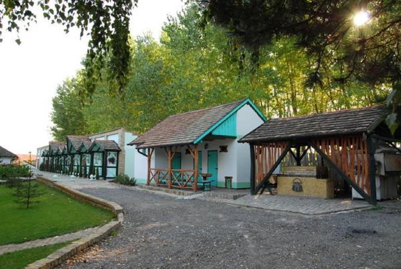 Jelen Salas Palic Exterior photo